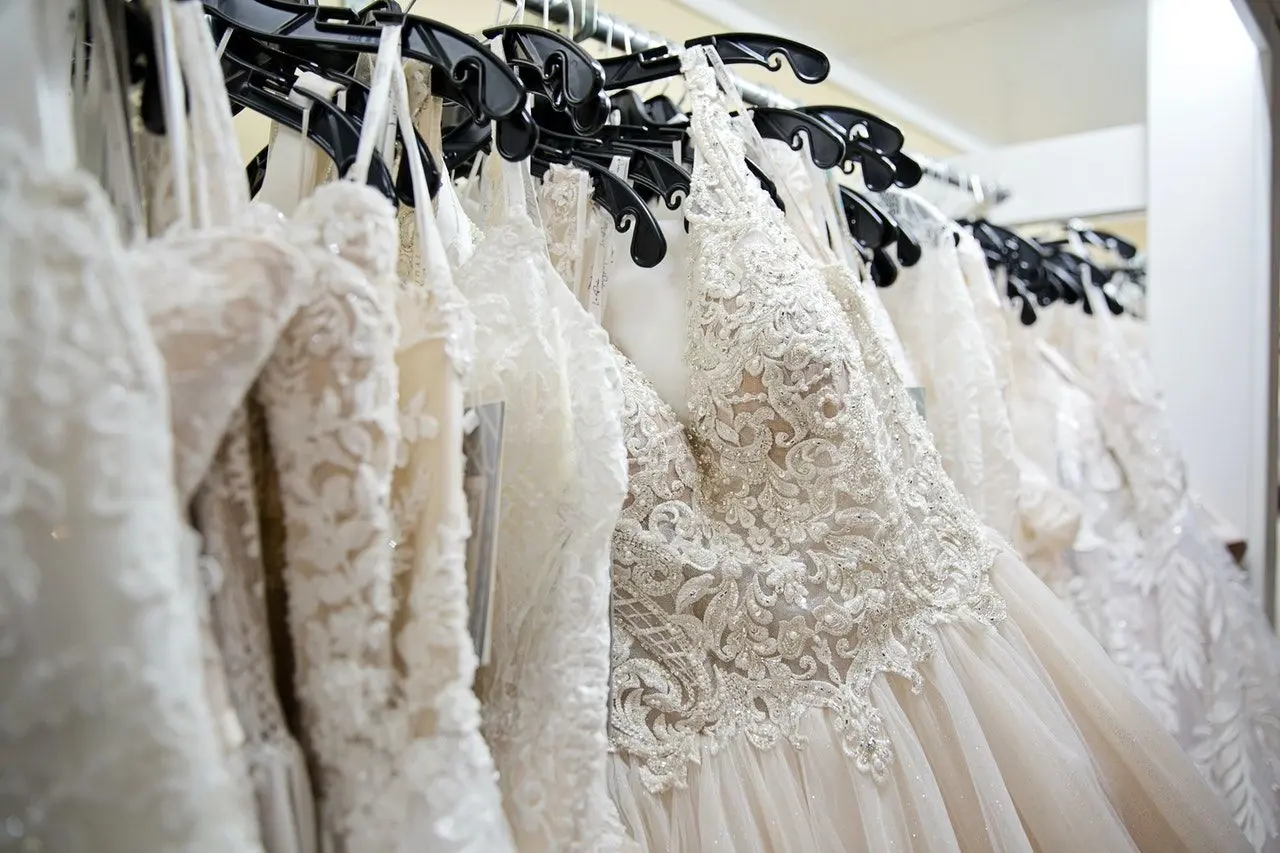 The Ultimate Bridal Dress Shopping Guide: Find Your Dream Gown with Ease
